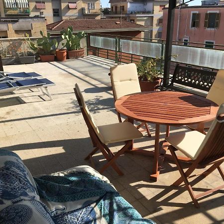 Sunny Rome Attico Con Grande Terrazzo Apartment Exterior photo