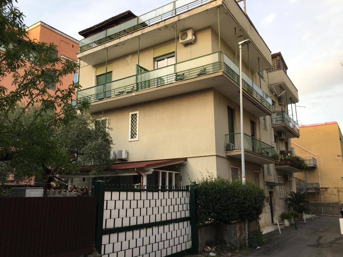 Sunny Rome Attico Con Grande Terrazzo Apartment Exterior photo