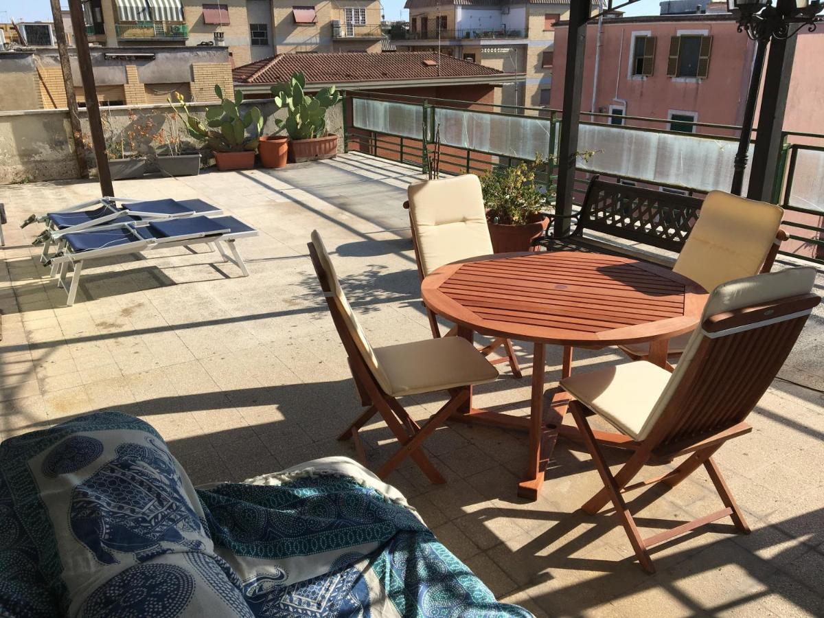 Sunny Rome Attico Con Grande Terrazzo Apartment Exterior photo